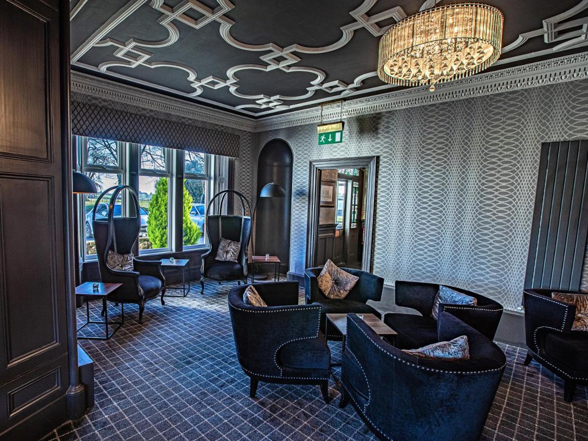 Sure Hotel By Best Western Локербі Екстер'єр фото