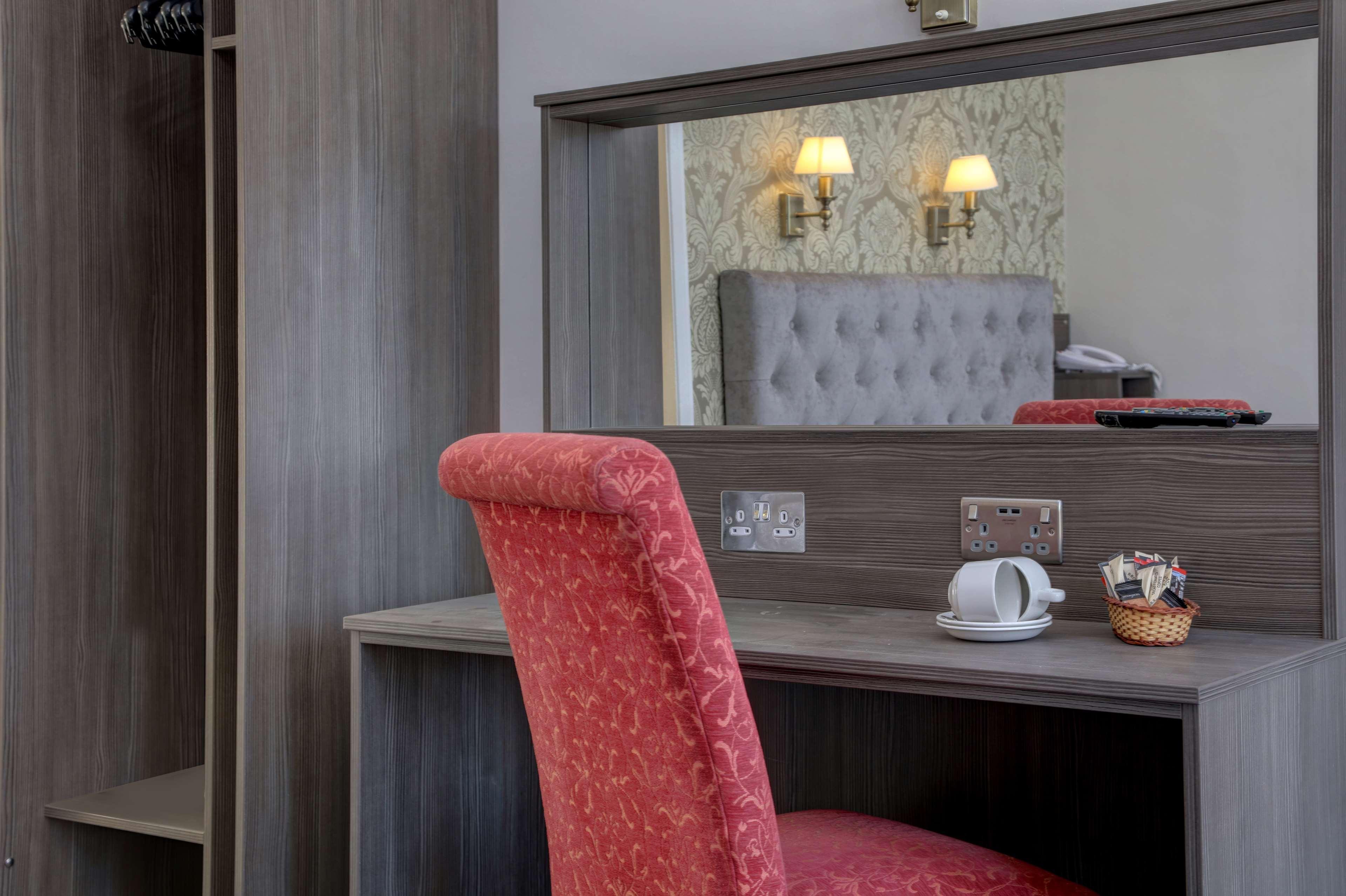 Sure Hotel By Best Western Локербі Екстер'єр фото